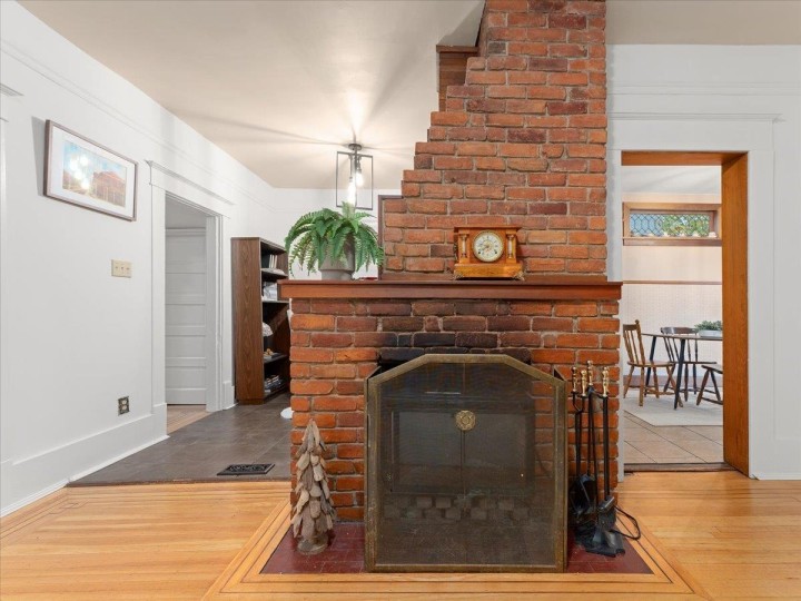 Photo 5 at 2648 Templeton Drive, Grandview Woodland, Vancouver East