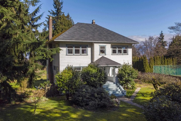 Photo 1 at 4715 W 4th Avenue, Point Grey, Vancouver West