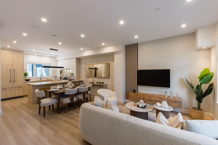 Photo 1 at 311 - 342 Mountain Highway, Lynnmour, North Vancouver