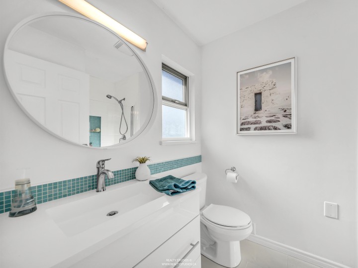 Photo 13 at 12 - 1255 E 15th Avenue, Mount Pleasant VE, Vancouver East