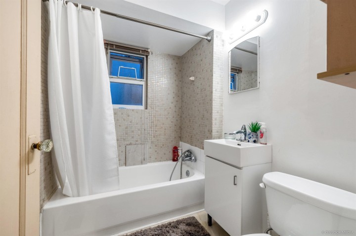 Photo 4 at 3557 Marshall Street, Grandview Woodland, Vancouver East