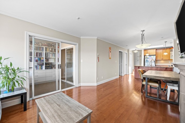 Photo 15 at 406 - 2103 W 45th Avenue, Kerrisdale, Vancouver West