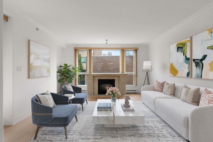 Photo 1 at 210 - 5770 Oak Street, Oakridge VW, Vancouver West