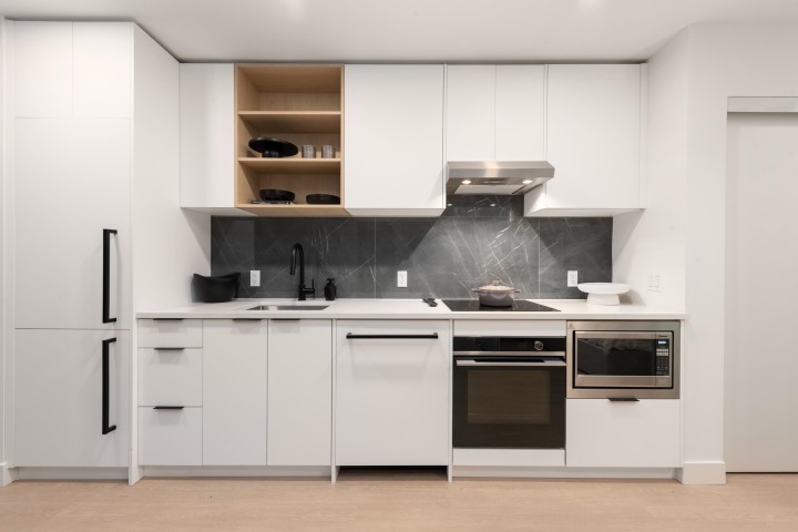 Photo 7 at 365 - 422 E 3rd Street, Lower Lonsdale, North Vancouver