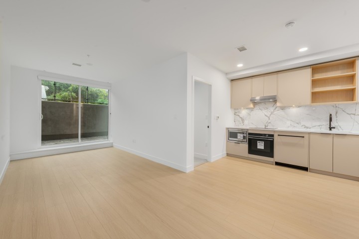 Photo 11 at 117 - 422 E 3rd Street, Lower Lonsdale, North Vancouver