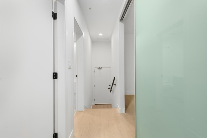 Photo 4 at 117 - 422 E 3rd Street, Lower Lonsdale, North Vancouver