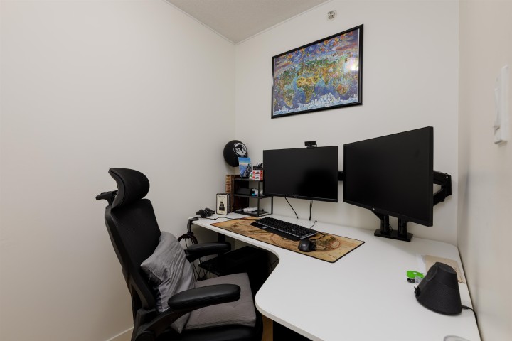 Photo 12 at 401 - 1030 W Broadway, Fairview VW, Vancouver West