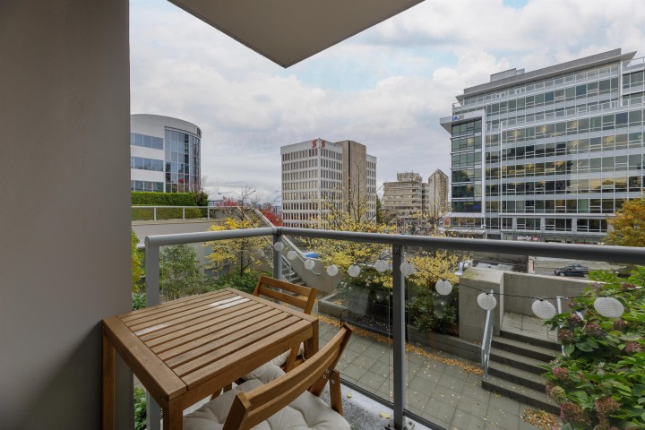 Photo 14 at 401 - 1030 W Broadway, Fairview VW, Vancouver West