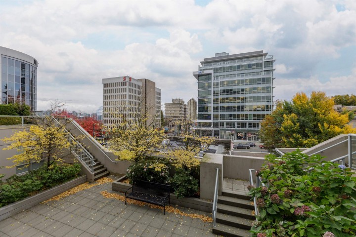 Photo 15 at 401 - 1030 W Broadway, Fairview VW, Vancouver West