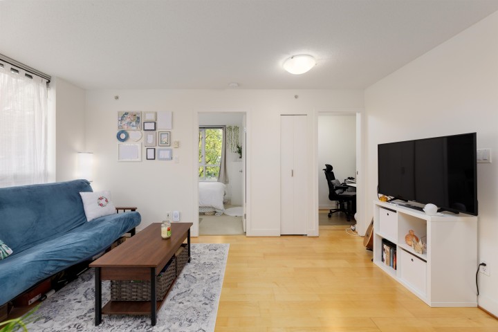 Photo 8 at 401 - 1030 W Broadway, Fairview VW, Vancouver West