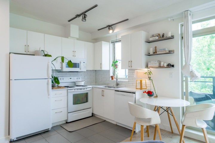 Photo 2 at PH1 - 688 E 17th Avenue, Fraser VE, Vancouver East