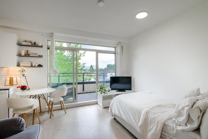 Photo 11 at PH1 - 688 E 17th Avenue, Fraser VE, Vancouver East