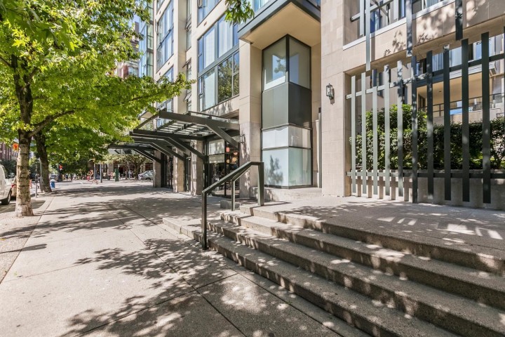 Photo 2 at 905 - 1155 Homer Street, Yaletown, Vancouver West