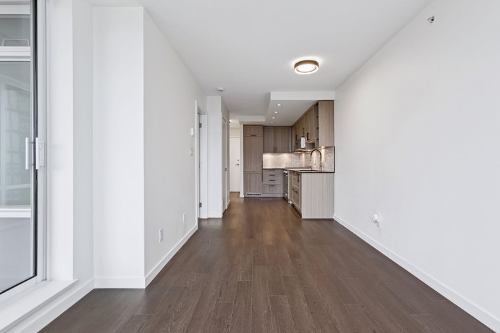 Photo 15 at 2003 - 5515 Boundary Road, Collingwood VE, Vancouver East