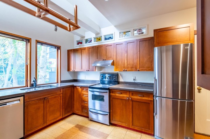 Photo 10 at 2243 W 5th Avenue, Kitsilano, Vancouver West