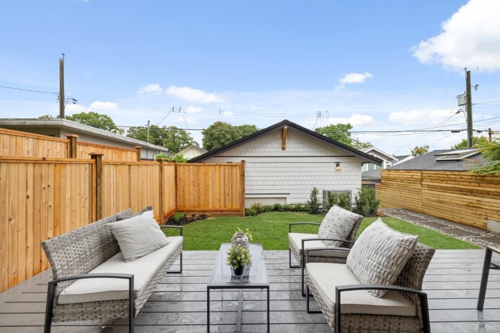 Photo 12 at 2 - 2247 Parker Street, Grandview Woodland, Vancouver East