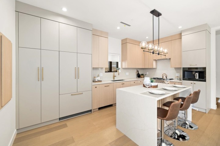 Photo 13 at 1 - 2247 Parker Street, Grandview Woodland, Vancouver East