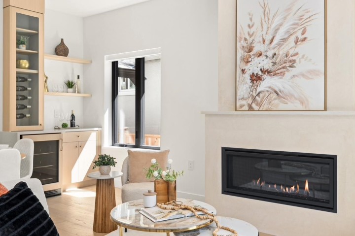 Photo 7 at 1 - 2247 Parker Street, Grandview Woodland, Vancouver East