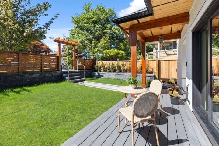 Photo 3 at 1 - 2247 Parker Street, Grandview Woodland, Vancouver East