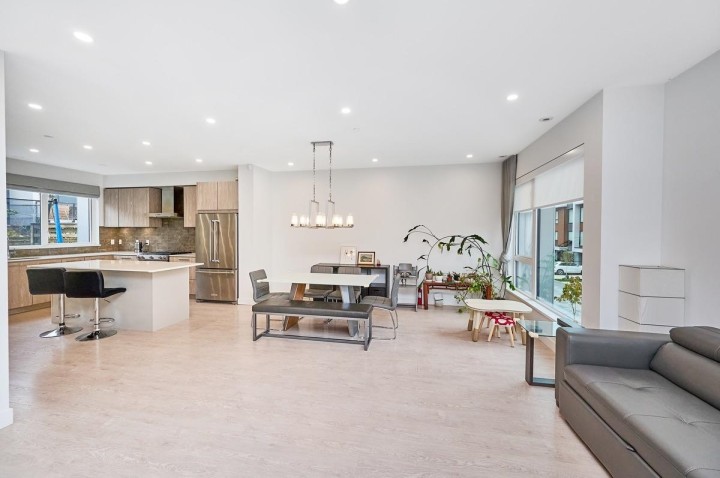 Photo 3 at 30 - 3597 Malsum Drive, Roche Point, North Vancouver