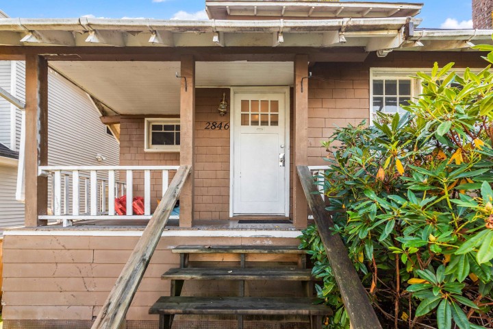 Photo 2 at 2846 W 8th Avenue, Kitsilano, Vancouver West