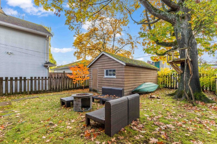 Photo 32 at 2846 W 8th Avenue, Kitsilano, Vancouver West