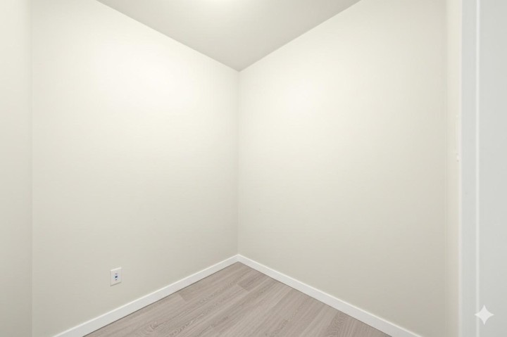 Photo 15 at 308 - 2711 Kingsway, Collingwood VE, Vancouver East