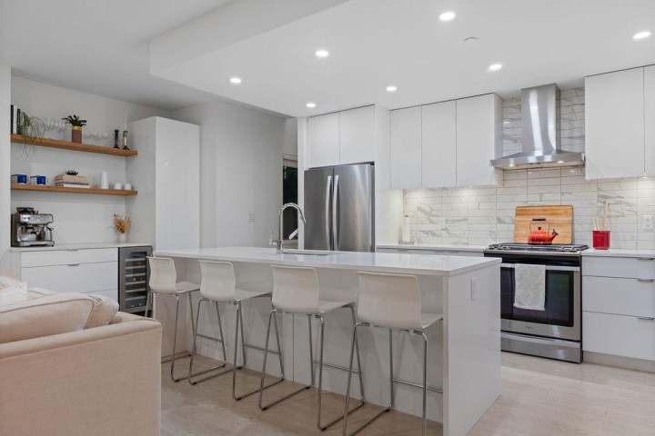 Photo 9 at 40 - 3596 Salal Drive, Roche Point, North Vancouver