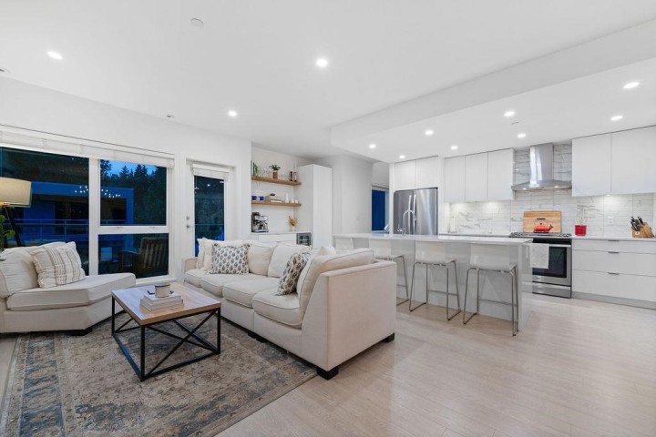 Photo 15 at 40 - 3596 Salal Drive, Roche Point, North Vancouver