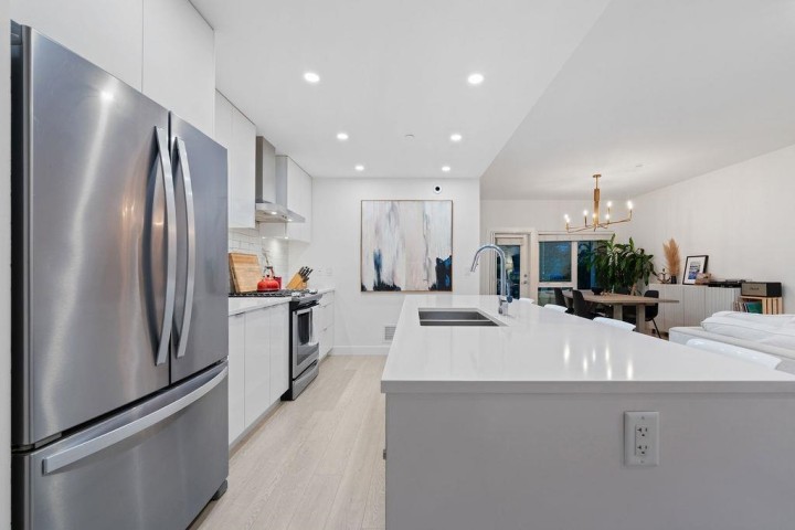 Photo 11 at 40 - 3596 Salal Drive, Roche Point, North Vancouver