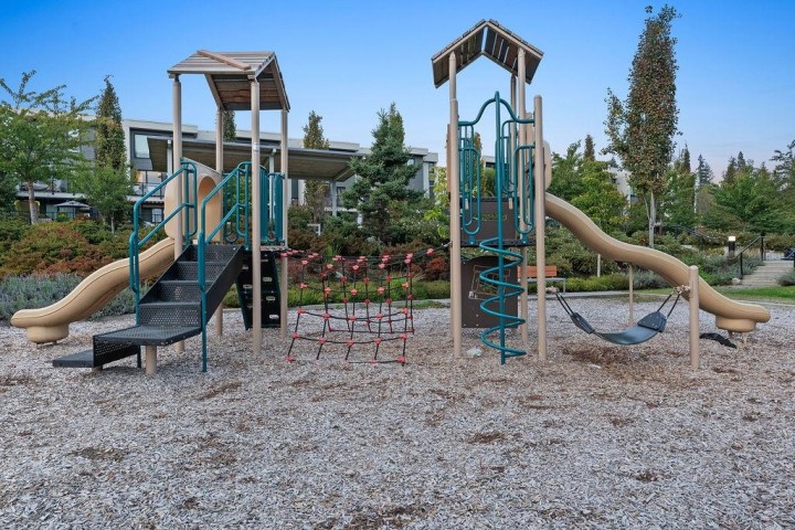 Photo 31 at 40 - 3596 Salal Drive, Roche Point, North Vancouver