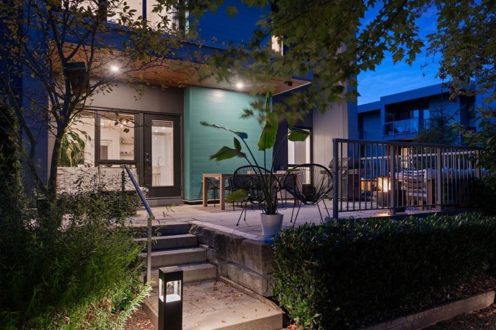 Photo 4 at 40 - 3596 Salal Drive, Roche Point, North Vancouver