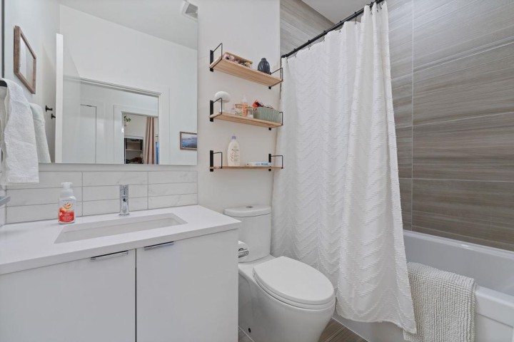 Photo 25 at 40 - 3596 Salal Drive, Roche Point, North Vancouver