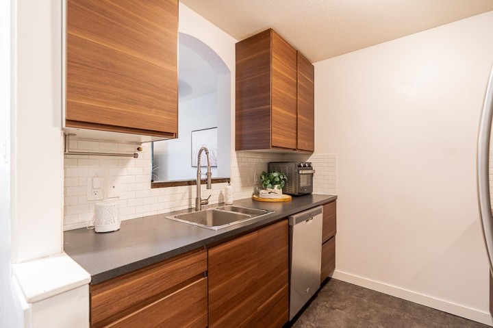 Photo 9 at 106 - 3628 Rae Avenue, Collingwood VE, Vancouver East