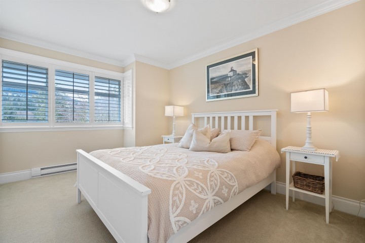 Photo 21 at 938 Kings Avenue, Sentinel Hill, West Vancouver