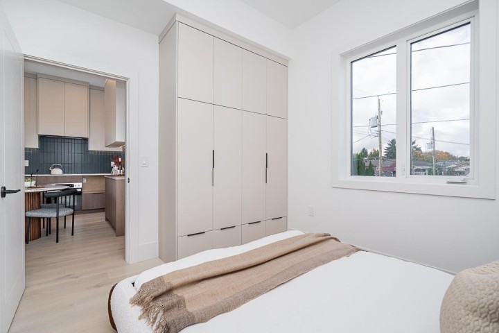 Photo 16 at 2462 Adanac Street, Renfrew VE, Vancouver East