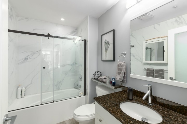 Photo 27 at 104 - 293 Smithe Street, Downtown VW, Vancouver West