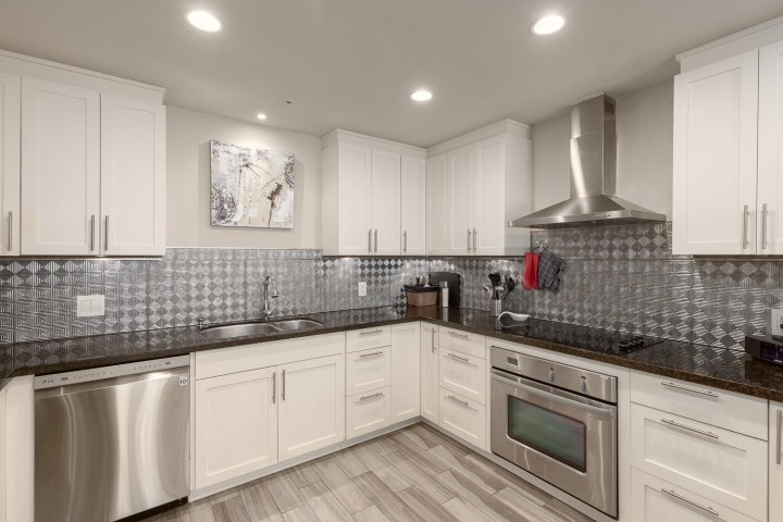 Photo 13 at 104 - 293 Smithe Street, Downtown VW, Vancouver West