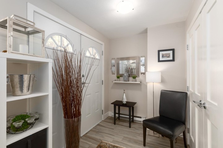 Photo 7 at 104 - 293 Smithe Street, Downtown VW, Vancouver West