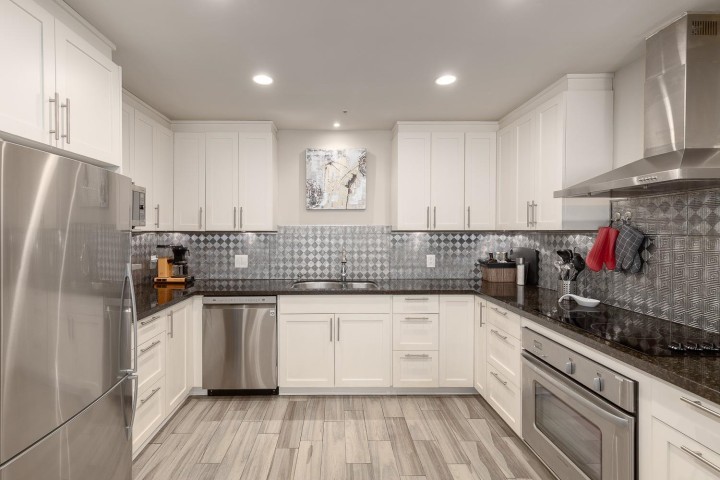 Photo 14 at 104 - 293 Smithe Street, Downtown VW, Vancouver West