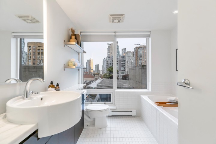 Photo 23 at 1003 - 1055 Homer Street, Yaletown, Vancouver West