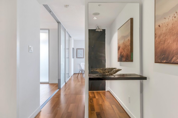 Photo 2 at 1003 - 1055 Homer Street, Yaletown, Vancouver West