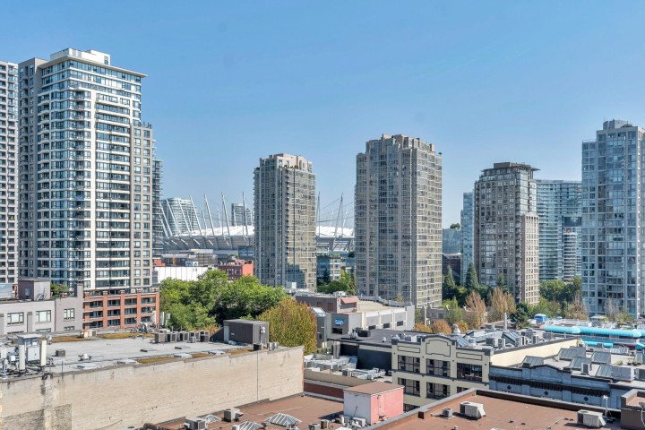 Photo 32 at 1003 - 1055 Homer Street, Yaletown, Vancouver West