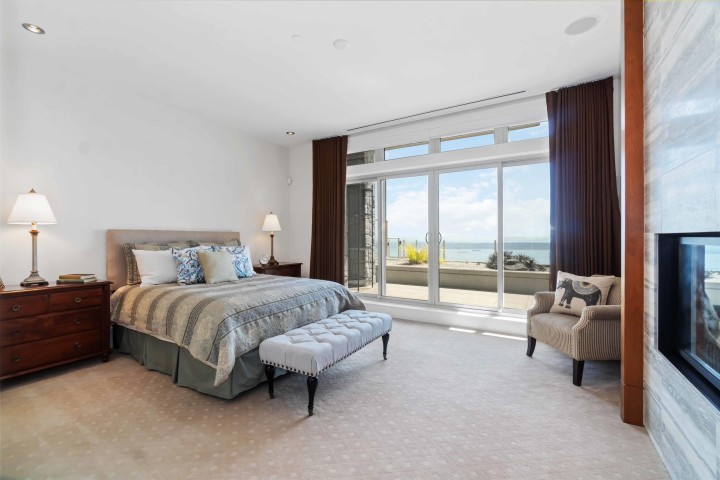 Photo 32 at 304 - 2535 Garden Court, Whitby Estates, West Vancouver