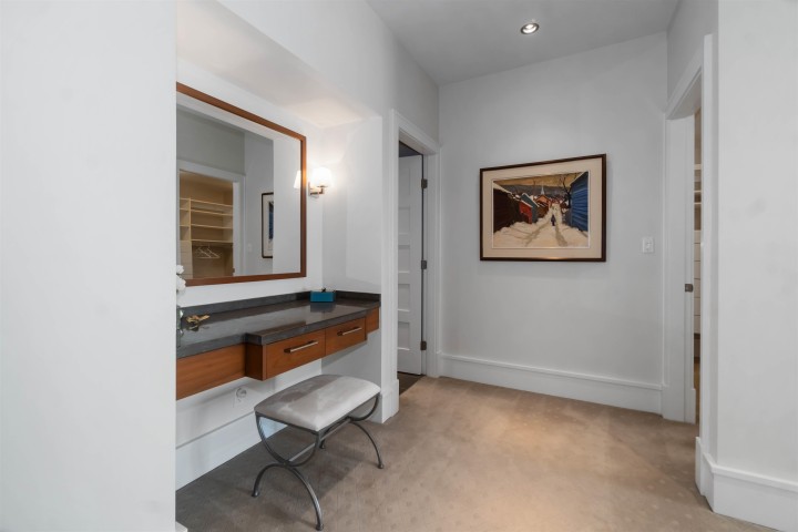 Photo 28 at 304 - 2535 Garden Court, Whitby Estates, West Vancouver