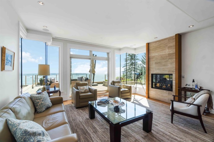 Photo 10 at 304 - 2535 Garden Court, Whitby Estates, West Vancouver