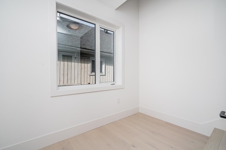 Photo 23 at 2 - 2460 Adanac Street, Renfrew VE, Vancouver East