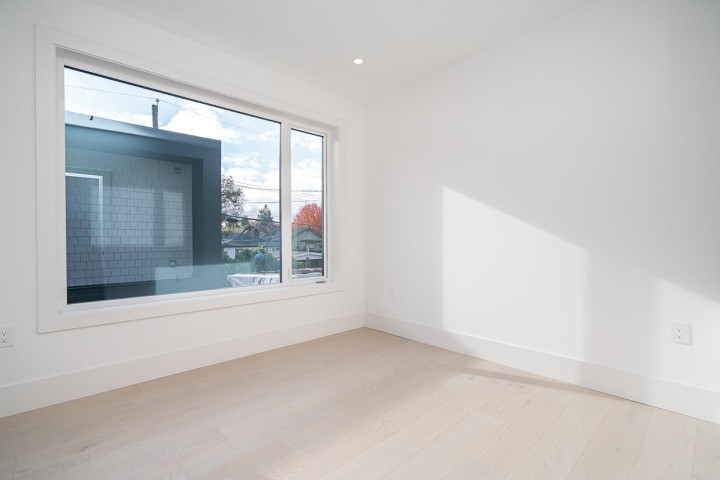 Photo 17 at 2 - 2460 Adanac Street, Renfrew VE, Vancouver East