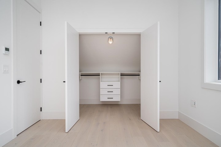 Photo 28 at 2 - 2460 Adanac Street, Renfrew VE, Vancouver East