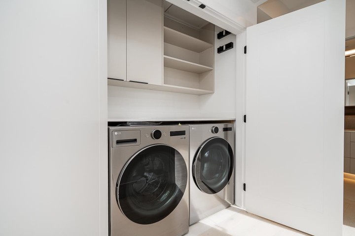 Photo 21 at 2 - 2460 Adanac Street, Renfrew VE, Vancouver East